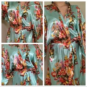 The Fancy Florals, Bridesmaid/Bride Robe, OS